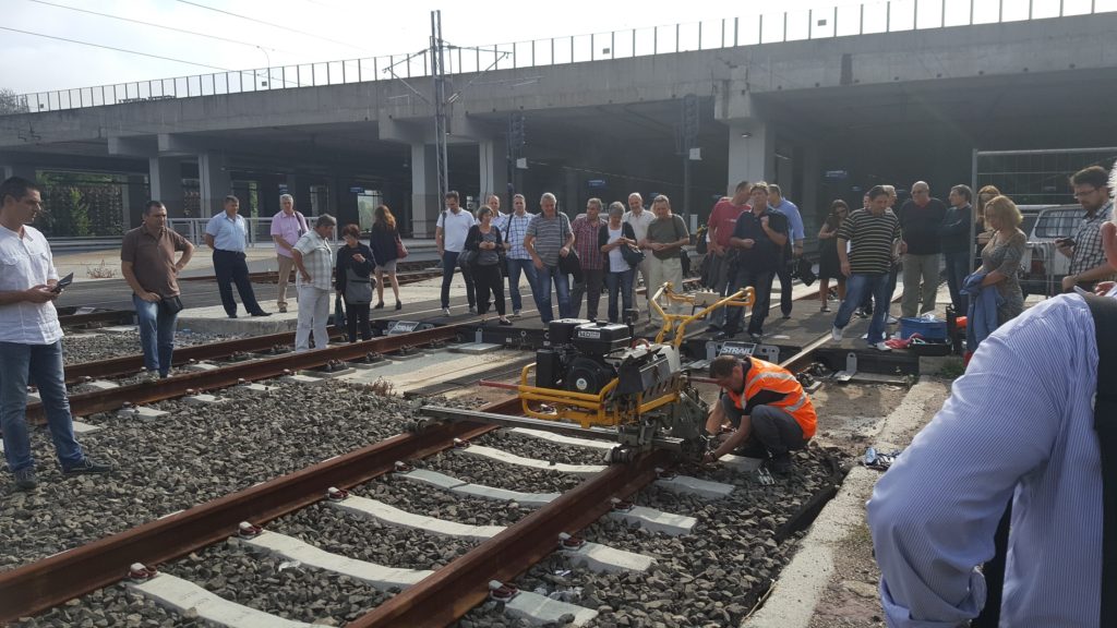Презентација машине ROSENQVIST CD200 у станици Београд центар, 18. август 2016. године Презентација машине ROSENQVIST CD200 у станици Београд центар, 18. август 2016. године