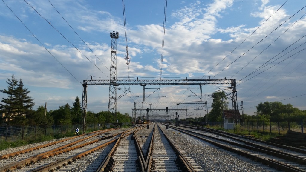 Свечано обележено поновно успостављање саобраћаја на обновљеном делу барске пруге од Ресника до Вреоца у дужини од 35 километара Свечано обележено поновно успостављање саобраћаја на обновљеном делу барске пруге од Ресника до Вреоца у дужини од 35 километара